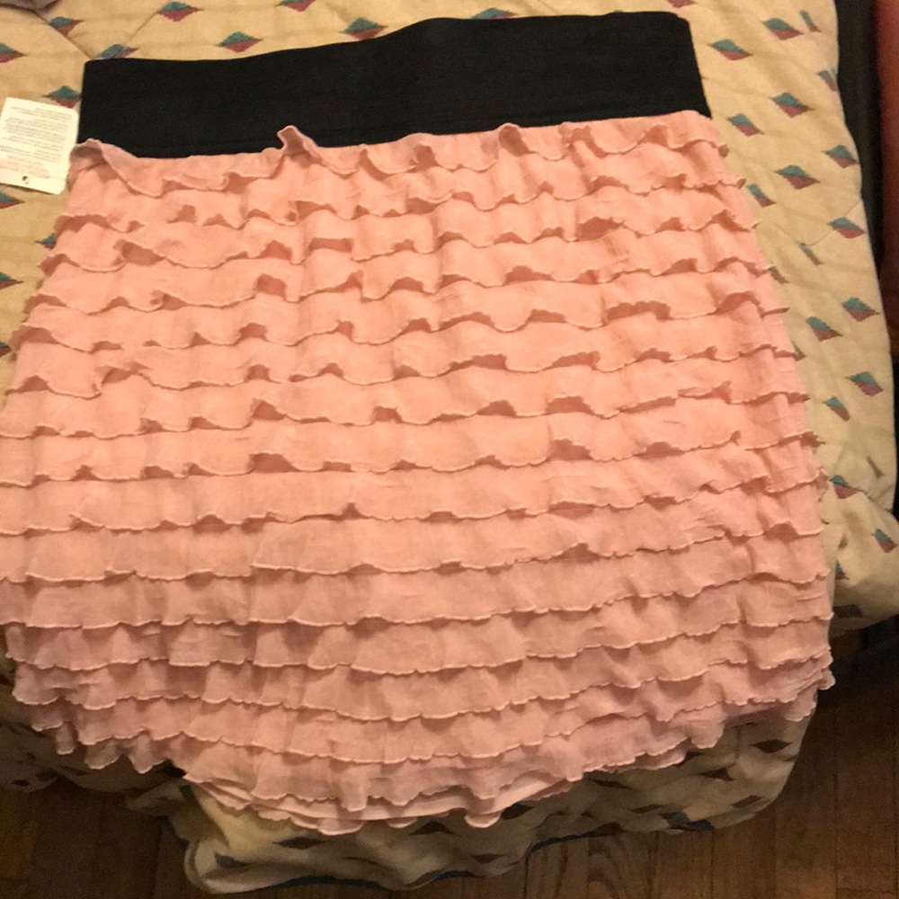 Pink skirt medium - Picture 2 of 3